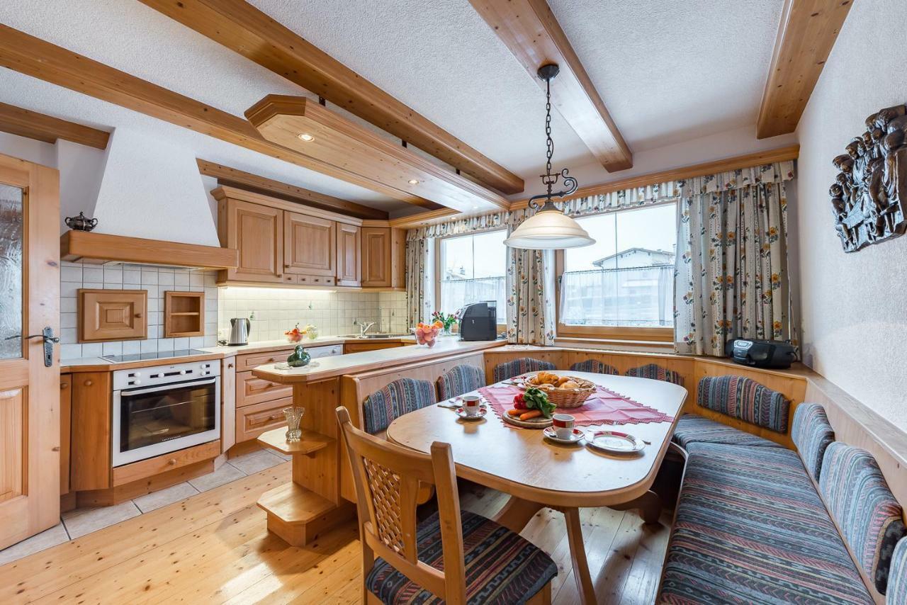 シュタンス Haus Gasteigヴィラ エクステリア 写真